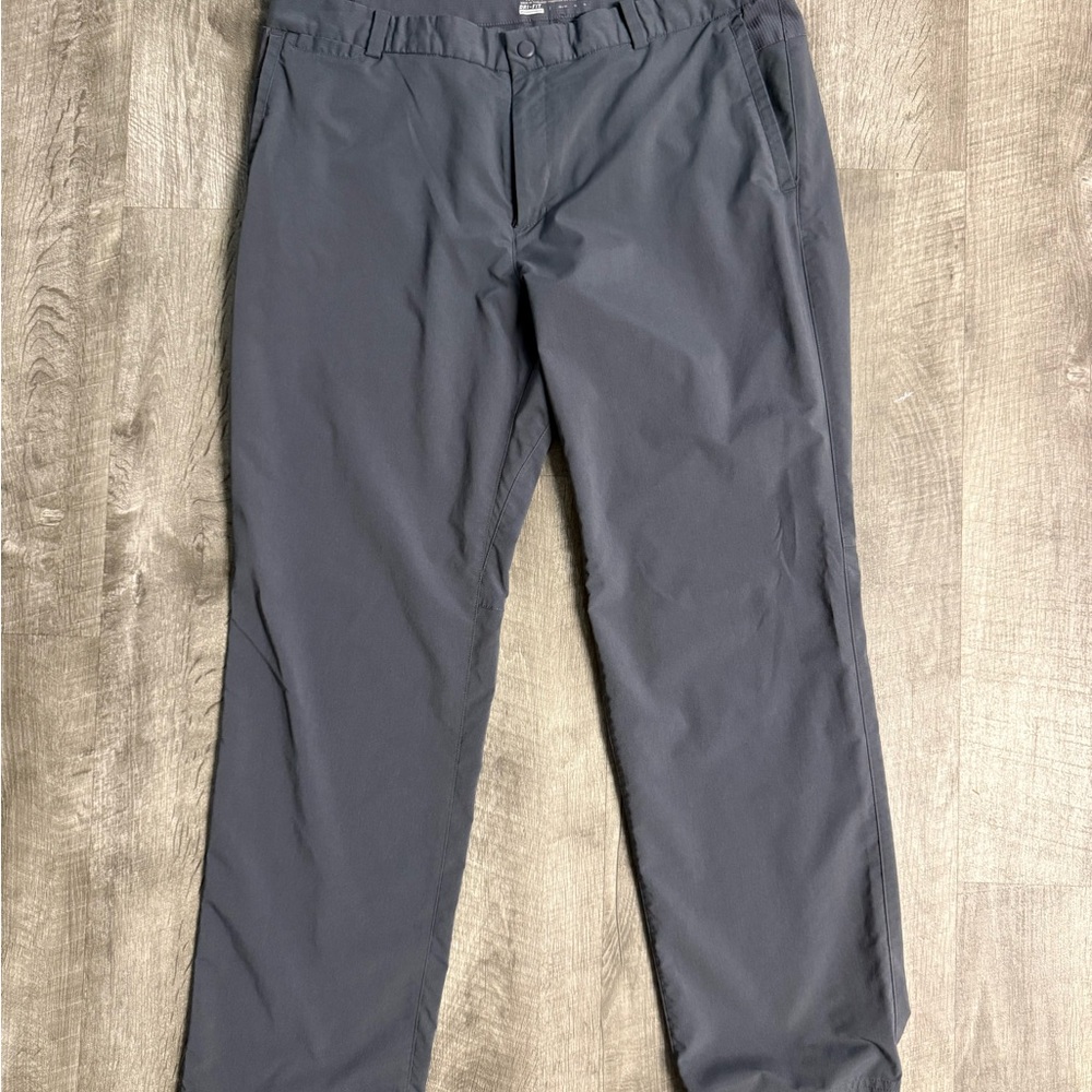 Nike Men's Dark Gray Chinos